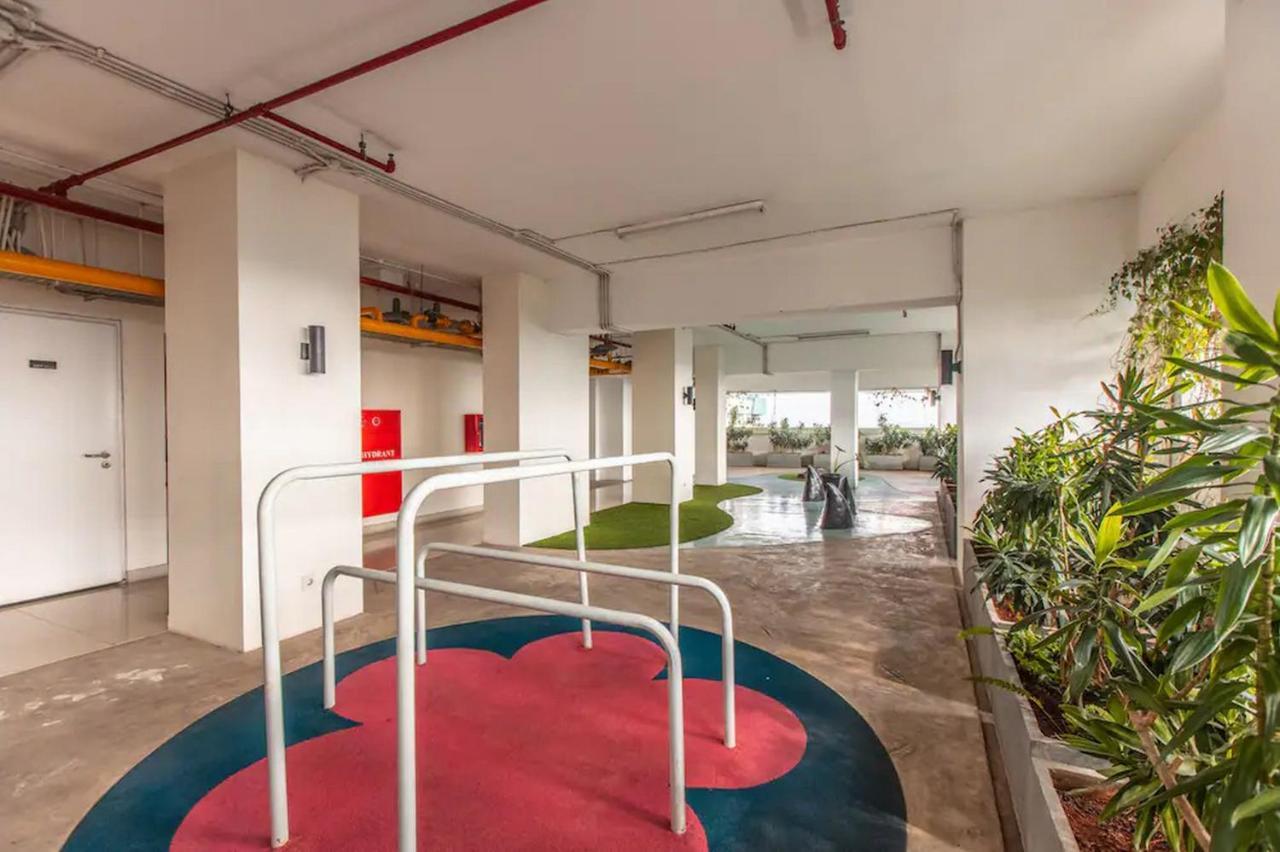 Redliving Apartemen Grand Kamala Lagoon - Pekayon Tower Barclay North Bekasi Ngoại thất bức ảnh