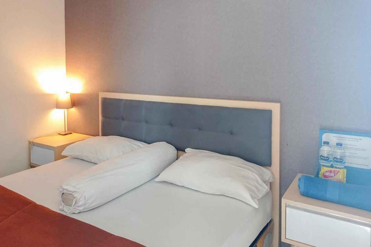 Redliving Apartemen Grand Kamala Lagoon - Pekayon Tower Barclay North Bekasi Ngoại thất bức ảnh